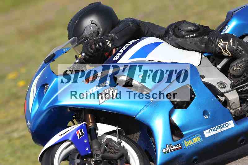 /Archiv-2023/06 10.04.2023 Moto Club Anneau du Rhin/Blanc-Novice/9